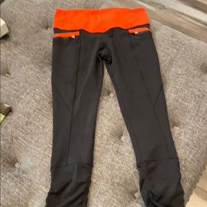 lulu cropped mud waist leggings